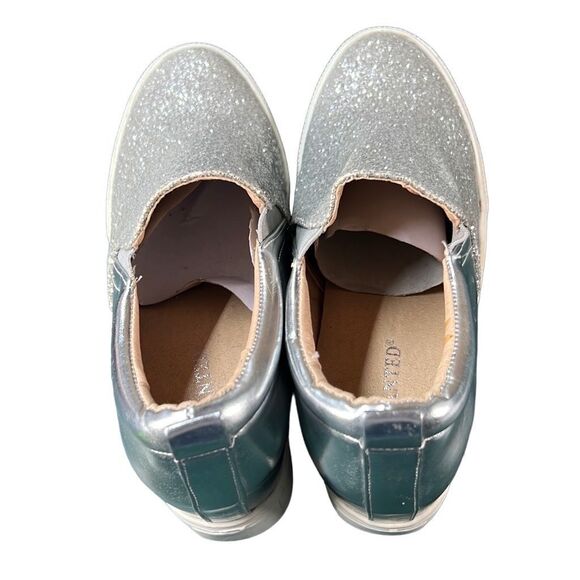 Women's Platform Slip On Glitter Sneaker “Wanted” the brand is Wanted - Picture 5 of 9